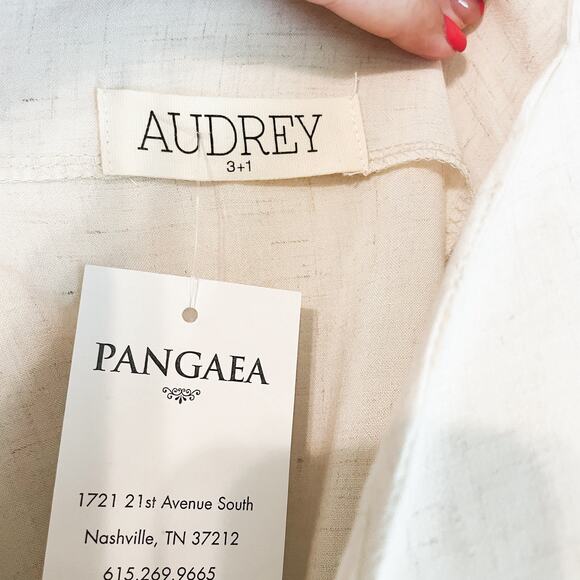 NWT Audrey 3 + 1 Wide Leg cream Romper. Spaghetti straps. Size Small. - Picture 5 of 6